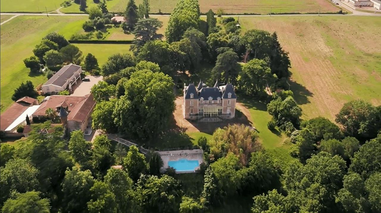 Chateau Marith - Etablissement Climatise Avec Piscine 호텔 Clairac  외부 사진