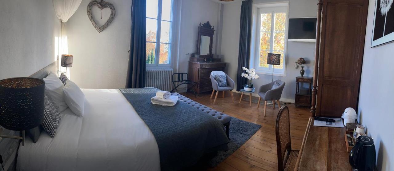 Chateau Marith - Etablissement Climatise Avec Piscine 호텔 Clairac  외부 사진