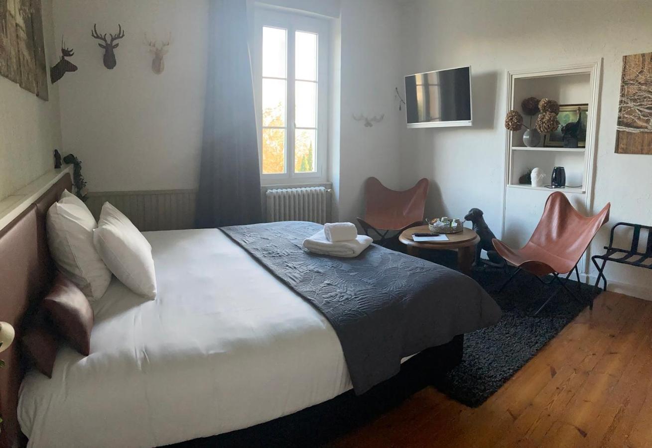 Chateau Marith - Etablissement Climatise Avec Piscine 호텔 Clairac  객실 사진